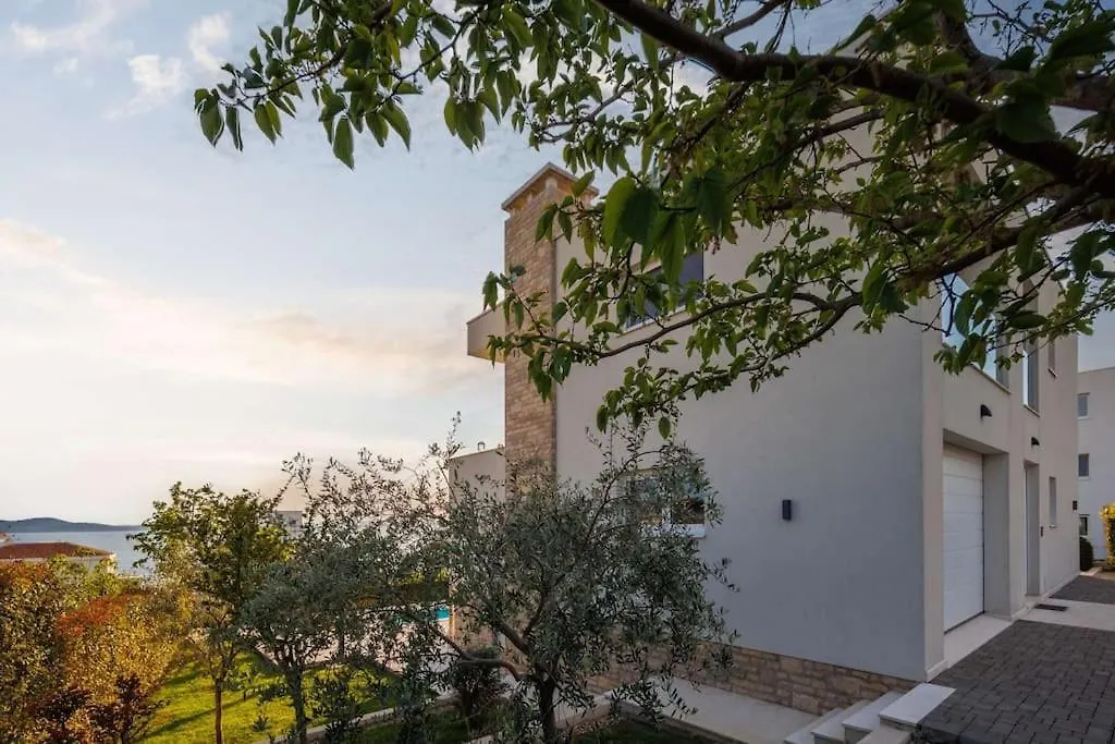 Villa Milagros Kozino 0*,  Croatia